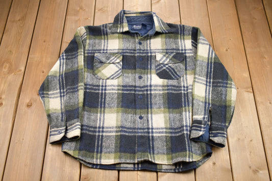 Vintage 1980s Brewster Plaid Button Up Board Shirt / 100% Virgin Wool / Loop Button / Outdoor / Casual Wear / Made In USA / Flannel