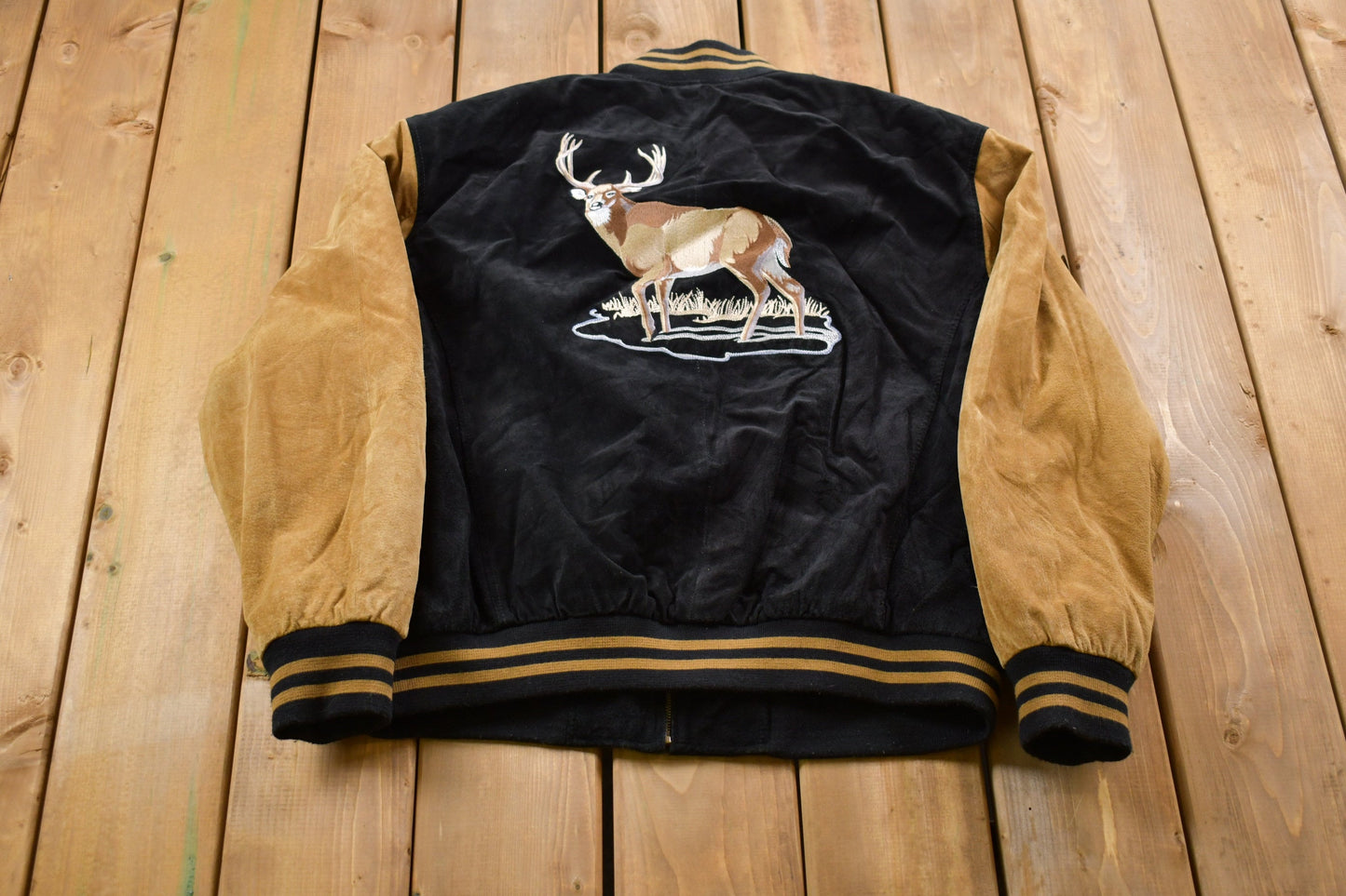 Vintage 1990s Suede Leather Deer Graphic Bomber Jacket / Fall Outerwear / Leather Coat / Winter Outerwear / Guide Gear / Suede Jacket