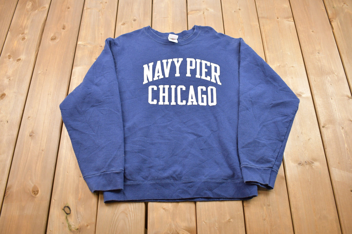 Vintage 1990s Navy Pier Chicago Crewneck Sweatshirt / 90s Crewneck / Souvenir / Athleisure / Streetwear / Travel And Tourism