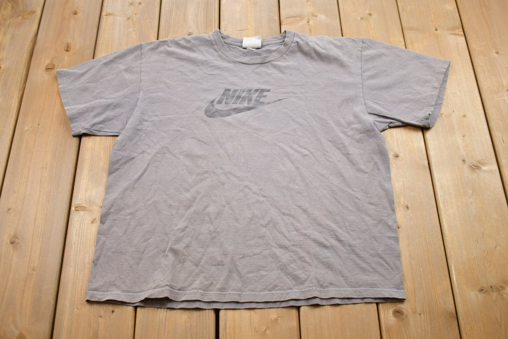 Vintage 1990s Nike Graphic T-Shirt