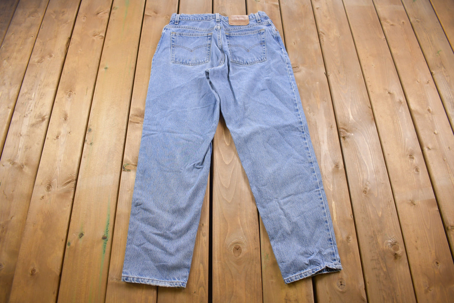 Vintage 1990s Levi's 550 Red Tab Jeans Size 31 x 30 / 90s Denim / Streetwear Fashion / Vintage Denim / Made In USA / Vintage Blue Levi's