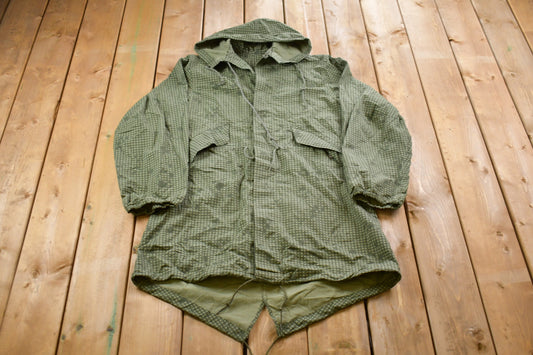 Vintage 2001 Military Light Parka / Button Up Jacket / US Army Green / Vintage Army / Streetwear Fashion / Army Jacket