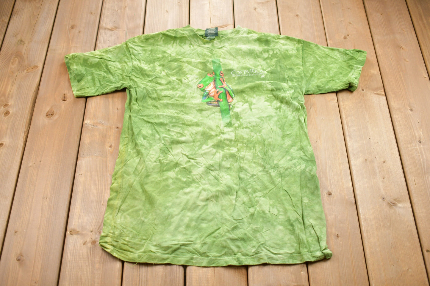 Vintage 1990s Costa Rica Tree Frog Tie-dye Graphic T-Shirt / Graphic / 80s / 90s / Streetwear / Retro Style / Tie-Dyed T-Shirt / Green Frog