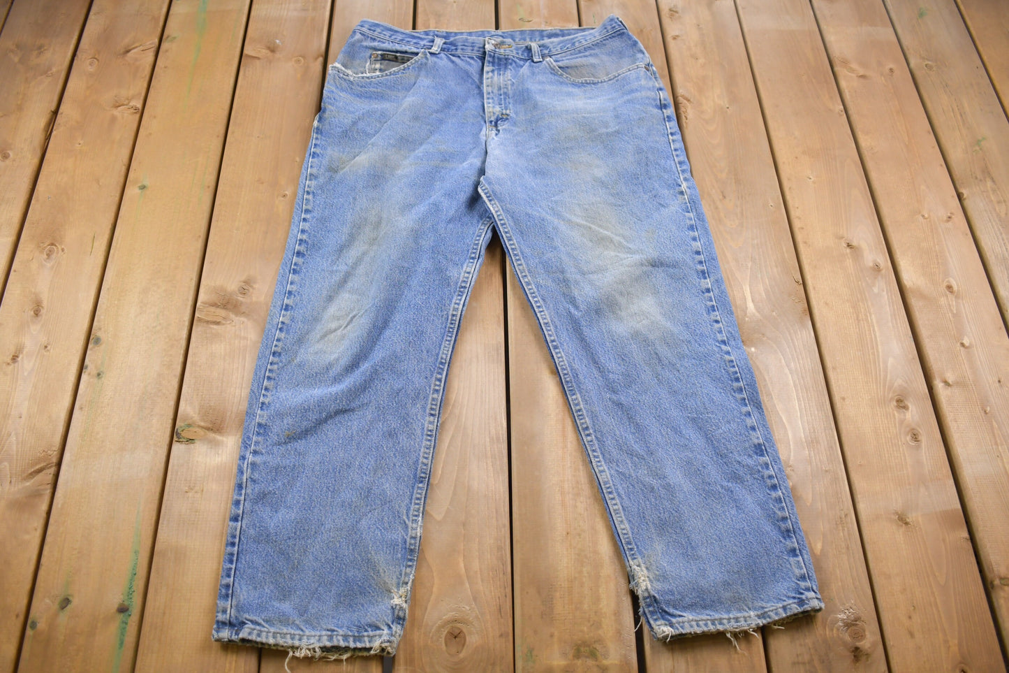 Vintage 1990s Lee Light Wash Denim Jeans 36 x 28 / Vintage Denim / Distressed Jeans / Streetwear Fashion / / Vintage Pants