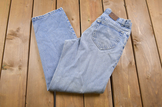 Vintage 1990s Lee Light Wash Blue Denim 28 x 29 / Vintage Jeans / Women's Vintage Jeans / Streetwear Fashion / Made in USA / Vintage Pants