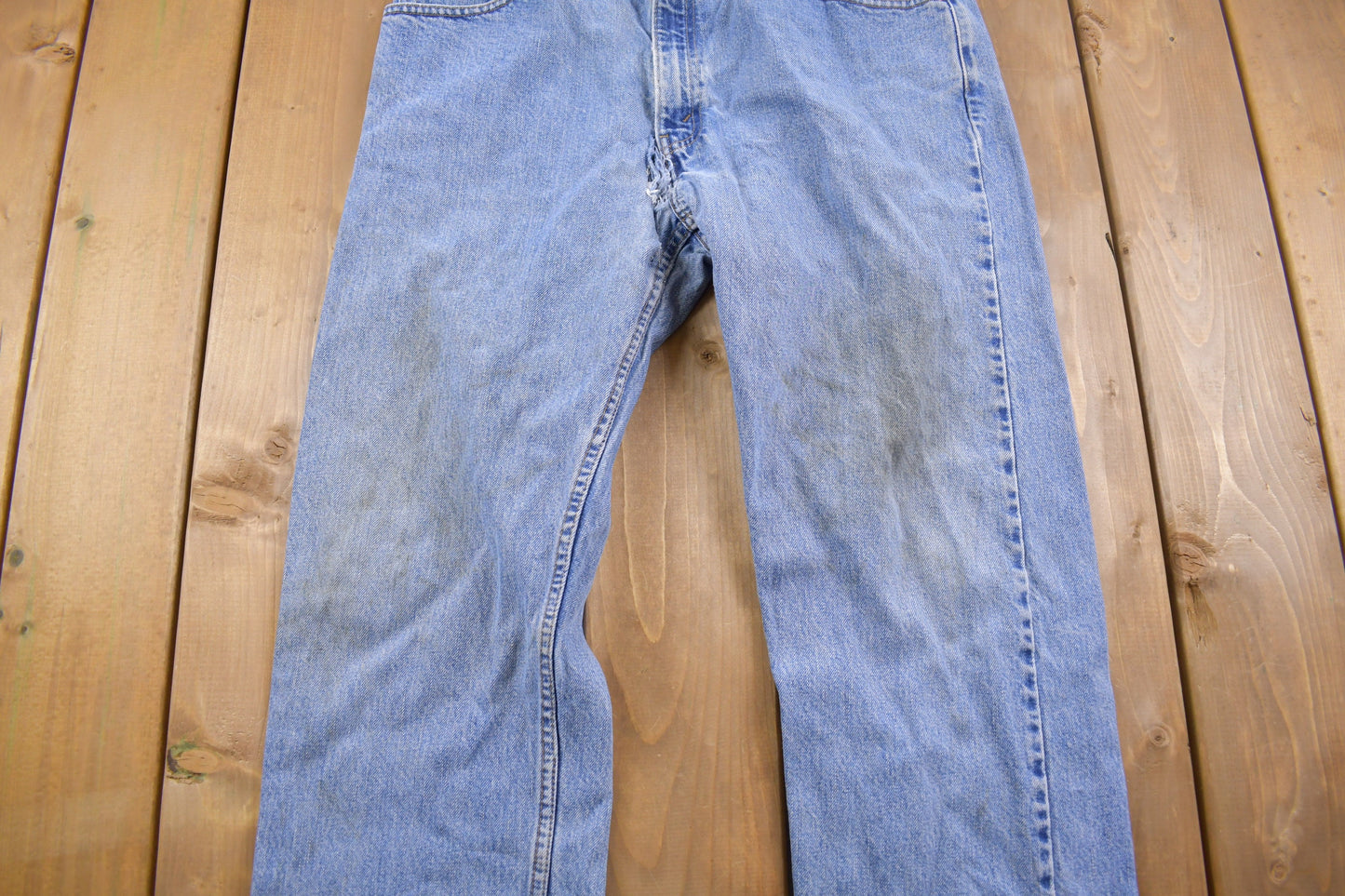 Vintage 1990s 505 Levi's Red Tab Jeans Size 35 x 30 / 90s Denim / Fixable Hole / Streetwear Fashion / Vintage Denim / Vintage Levi's