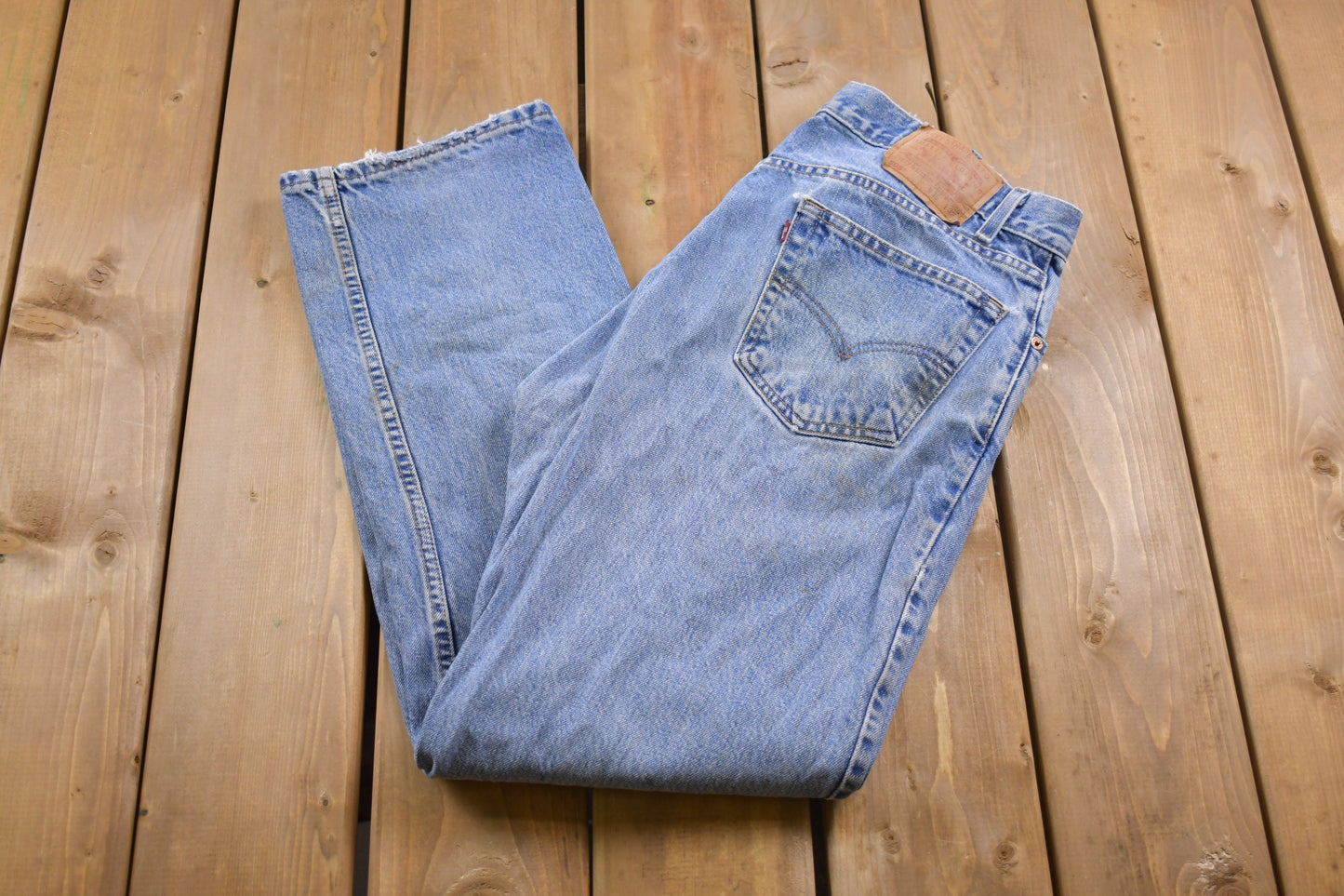 Vintage 1990s 505 Levi's Red Tab Jeans Size 35 x 30 / 90s Denim / Fixable Hole / Streetwear Fashion / Vintage Denim / Vintage Levi's