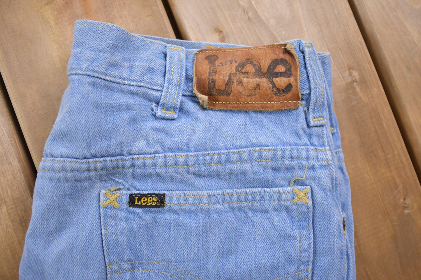 Vintage 1990's Lee Blue Jeans / Made in USA / Light Blue Denim / 90s Lee Denim / Streetwear Fashion / Vintage Pants