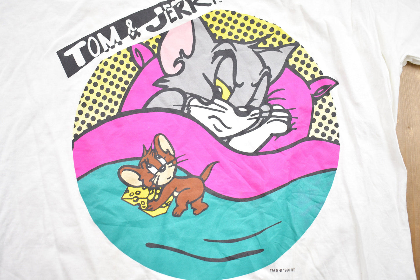 Vintage 1997 Tom & Jerry Graphic Ringer T-Shirt / Graphic / Cartoon TV Show / Streetwear / Retro Style / Vintage Ringer / Made In USA