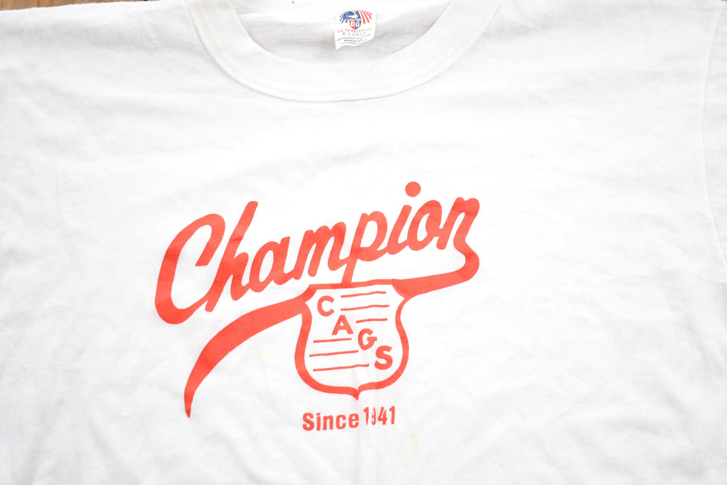 Vintage 1980s Champion Graphic T-Shirt / Graphic / 80s Streetwear / Retro Style / Single Stitch / Made In USA / Champion CAGS