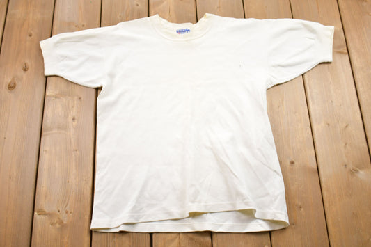 Vintage 1970s Blank Ringer T-Shirt / 70s Basic Ringer / Streetwear / Retro Style / Single Stitch / Made In USA / White Tee