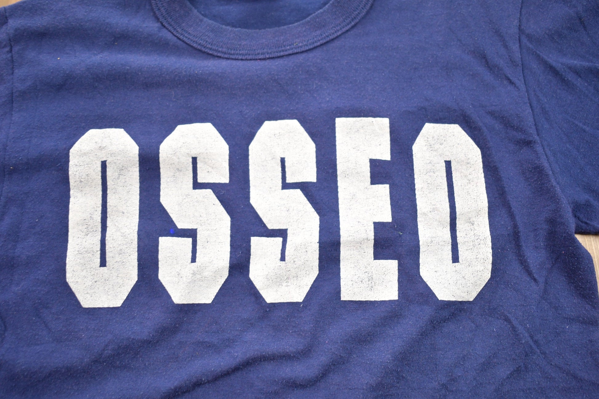 Vintage 1980s Russell Athletic OSSEO Graphic T-Shirt Streetwear