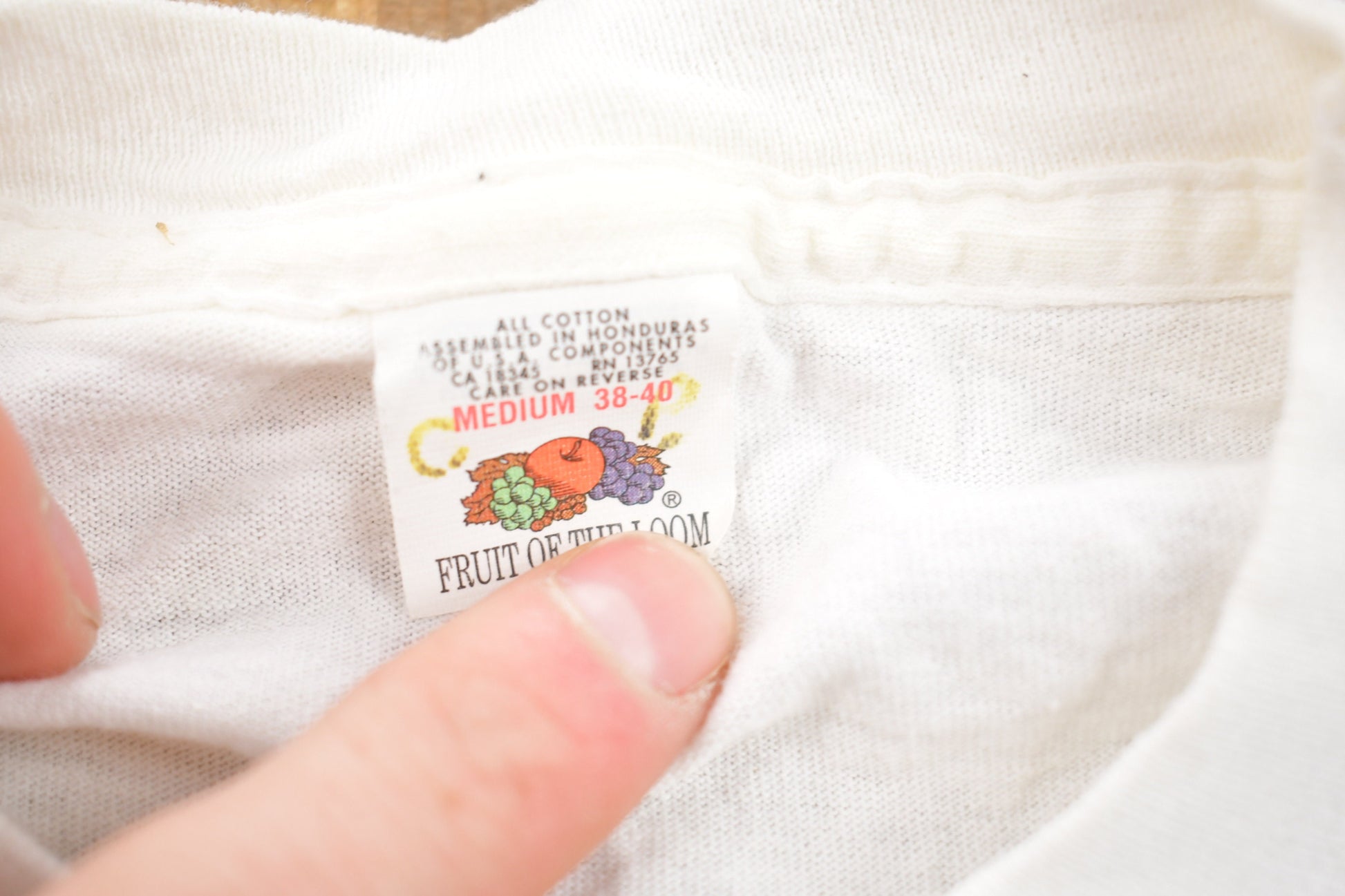 Vintage 1980s Marquette Mile Dog Dash Graphic T-Shirt