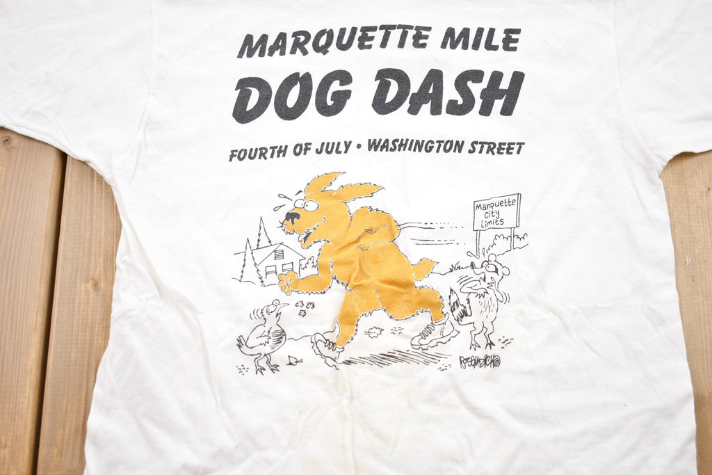 Vintage 1980s Marquette Mile Dog Dash Graphic T-Shirt