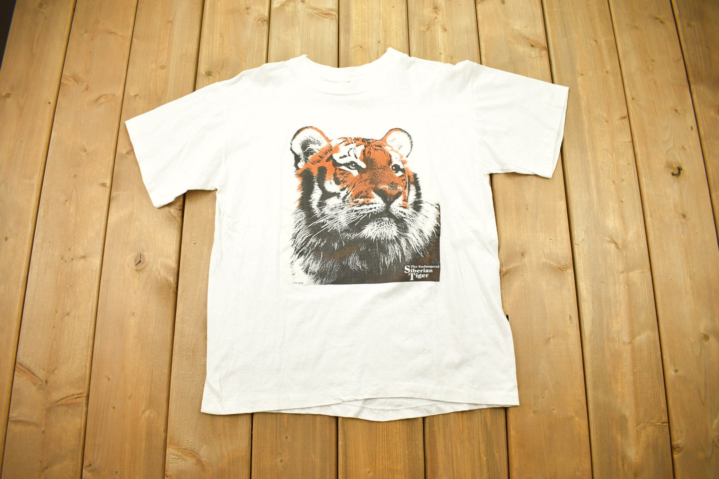 Vintage 1990s The Endangered Siberian Tiger Graphic T Shirt / Vintage Tiger / 80s / 90s / Streetwear Fashion / Zoo Tee