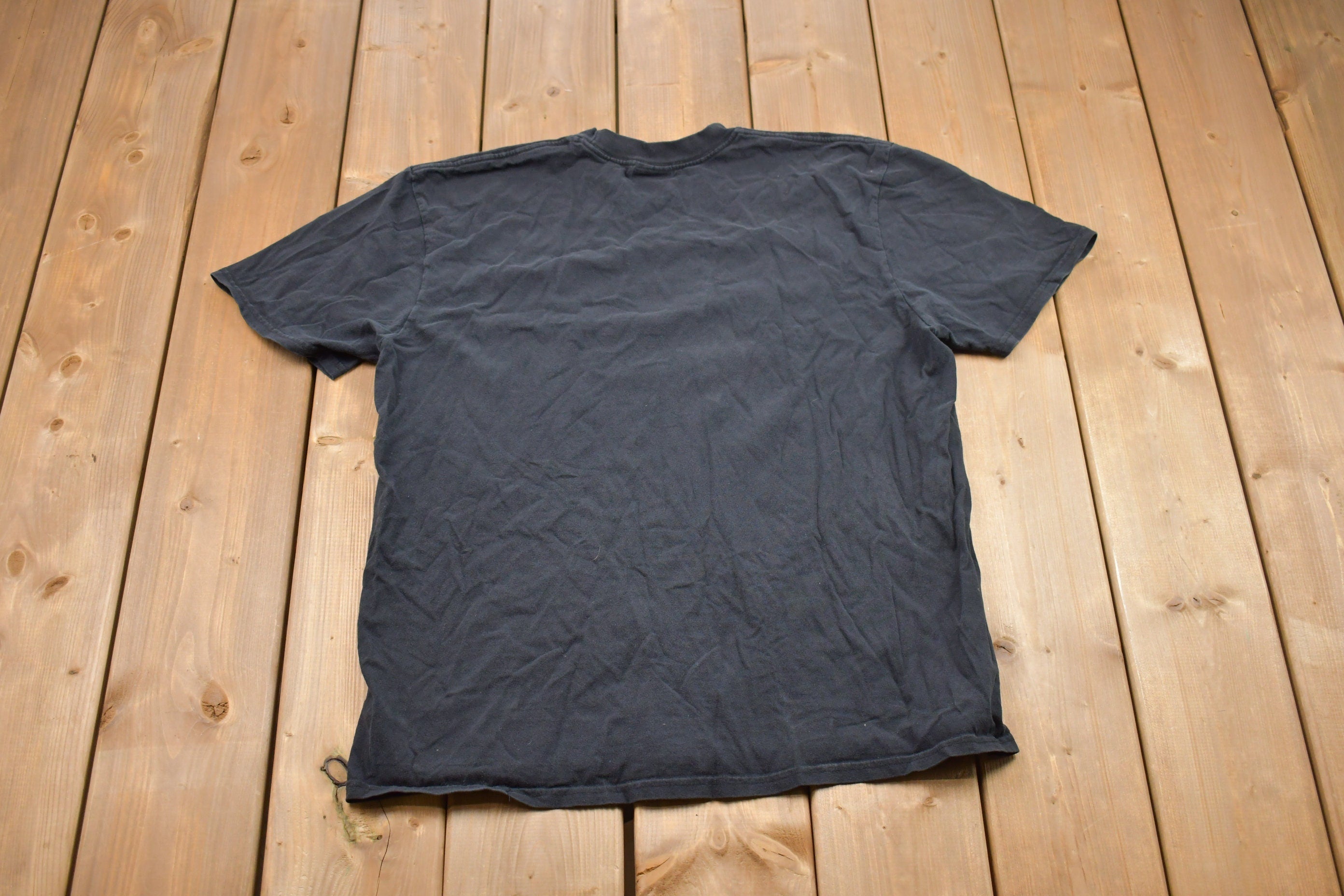Vintage 1990s Nike Graphic T-Shirt