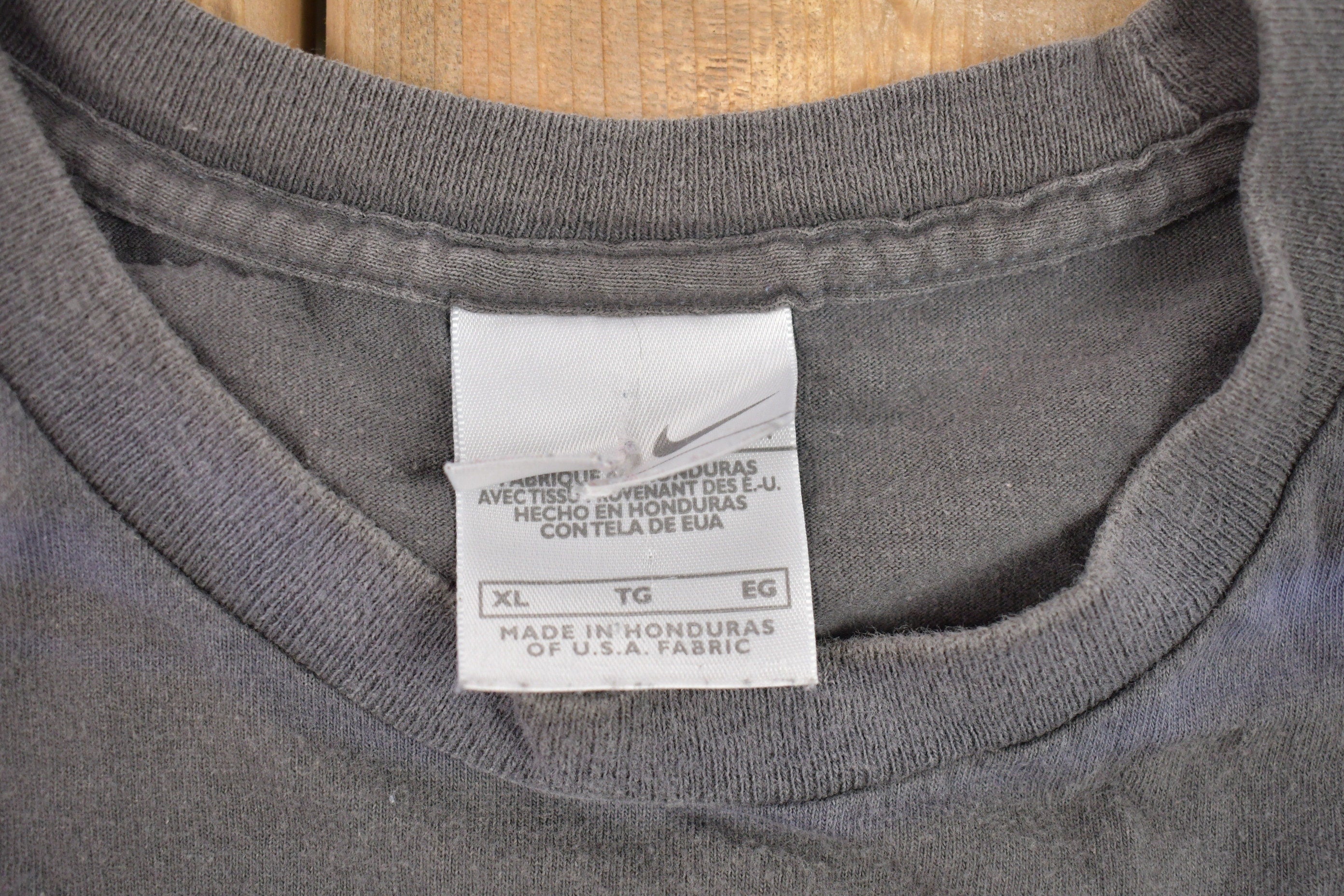 Vintage 1990s Nike Logo T-Shirt