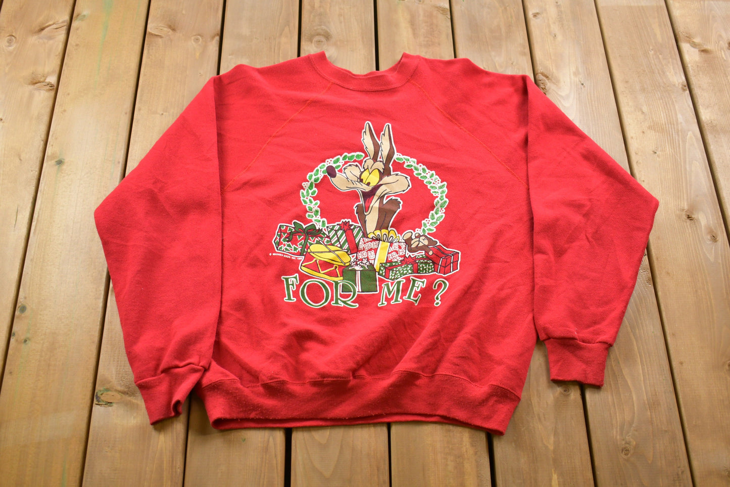 Vintage 1989 Warner Bros For Me? Wile E. Coyote Graphic Crewneck / Vintage Sweatshirt / Sportswear / Vintage Cartoons / Raglan Crewneck