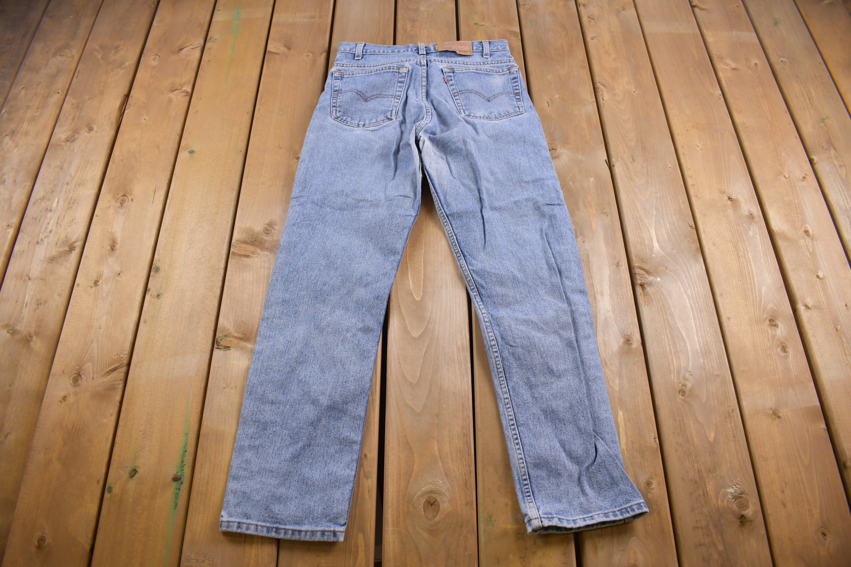 Vintage 1990s Levi's Red Tab Jeans Size 28 x 28