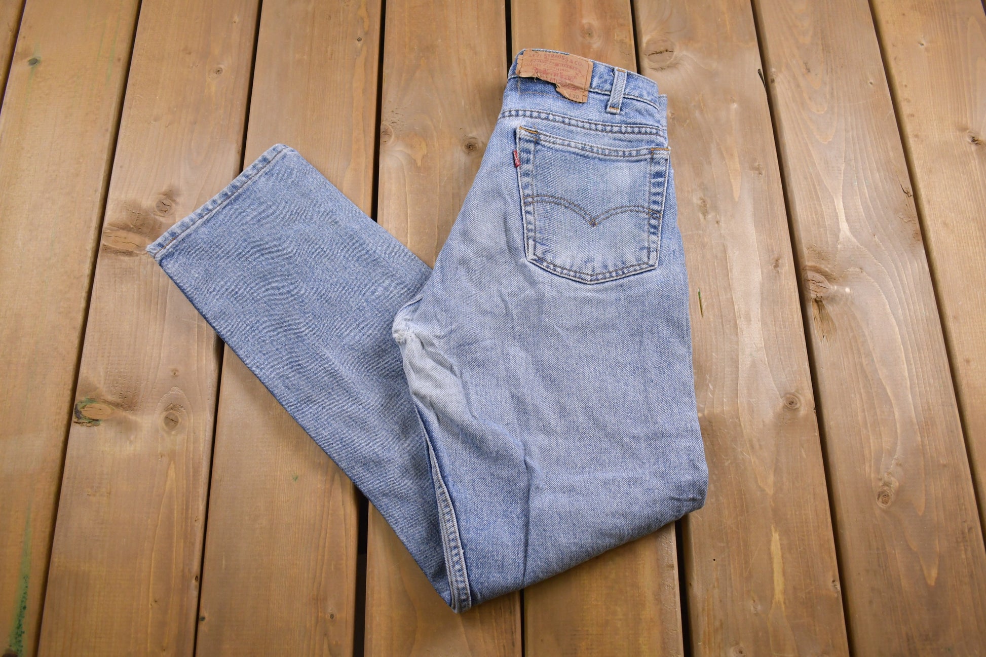 Vintage 1990s Levi's Red Tab Jeans Size 28 x 28
