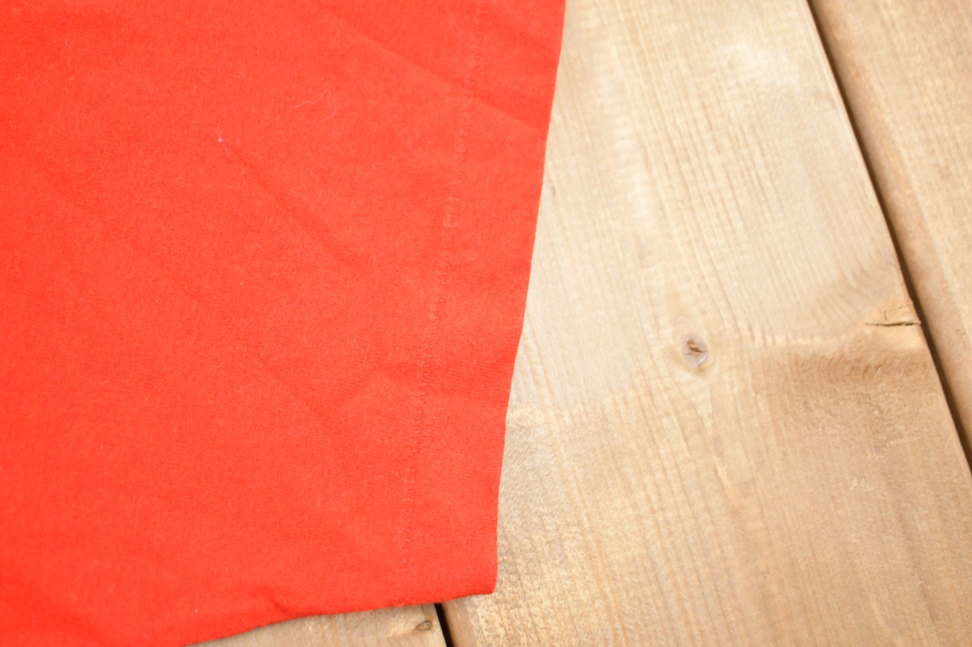 Vintage 1980s Deer Trail Lodge Canada Graphic T-Shirt