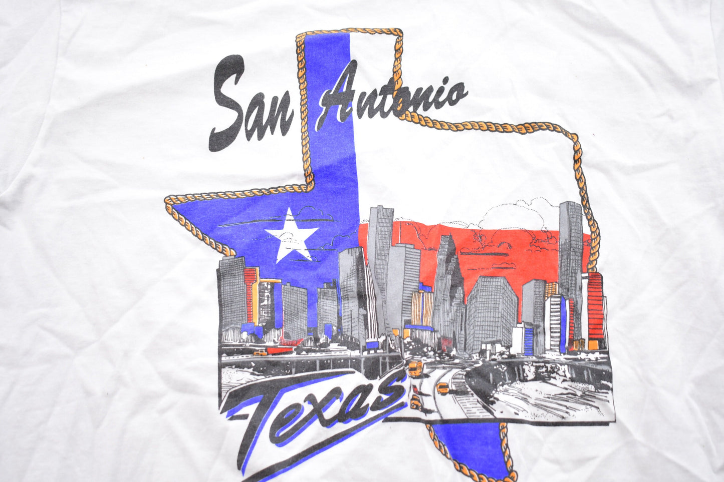 Vintage 1990s San Antonio Texas Graphic T-Shirt /  80s / 90s Texas / Streetwear Fashion / Made In USA / Vacation Tee / Travel & Tourism