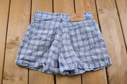 Vintage 1990s Levi's Plaid Jean Short Shorts / Made in USA / 90s Shorts / Streetwear Fashion / Bottoms / Light Wash / Vintage Jeans/ Jorts