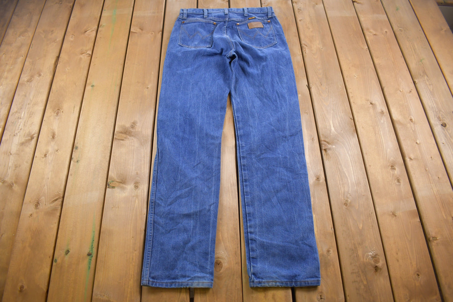 Vintage 1990's Wrangler Straight Leg Blue Jeans 32 x 34 / Basic Blue Jeans / American Vintage / Streetwear Fashion / Vintage Pants