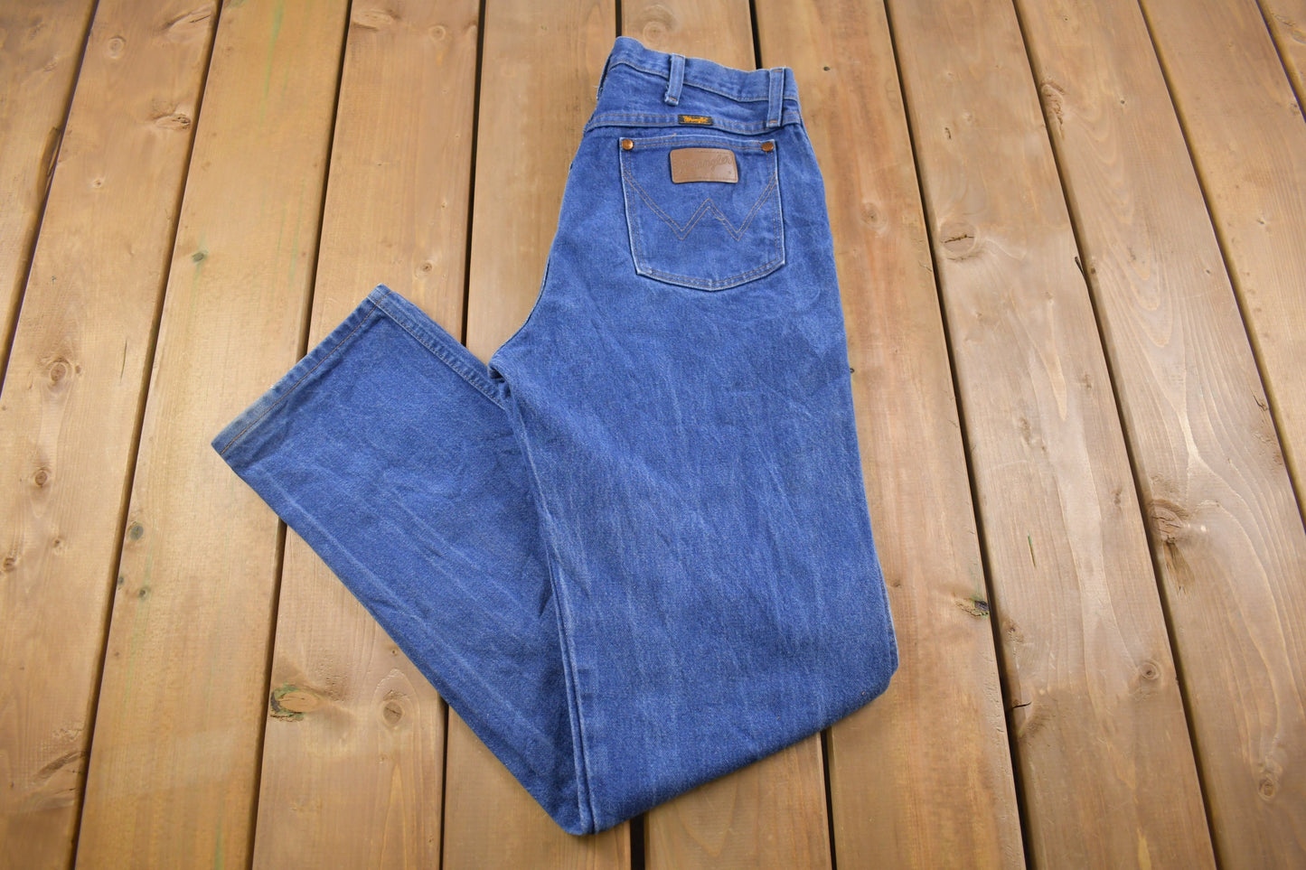 Vintage 1990's Wrangler Straight Leg Blue Jeans 32 x 34 / Basic Blue Jeans / American Vintage / Streetwear Fashion / Vintage Pants