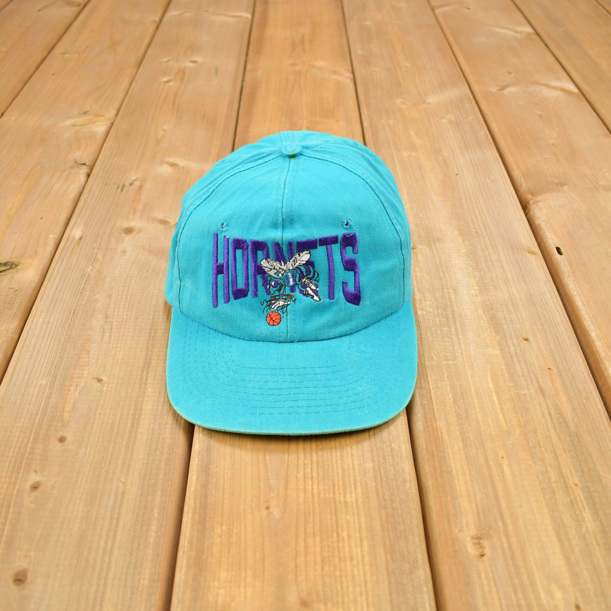 Vintage 1990s Charlotte Hornets NBA Snap Back Hat
