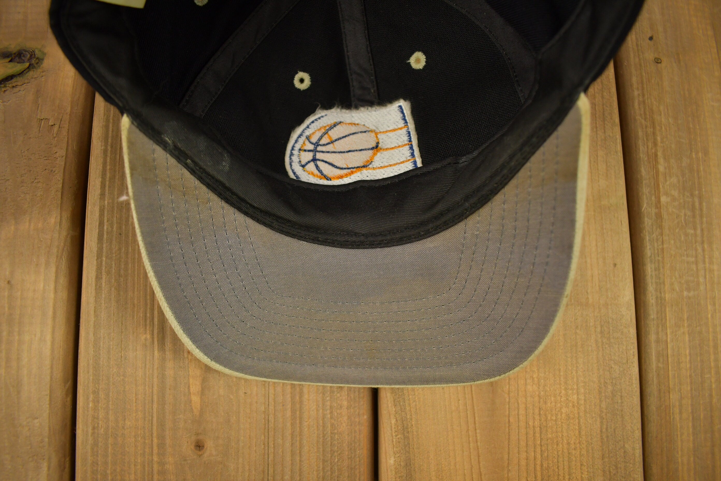 Vintage 1990s Indiana Pacers NBA T.E.I Snap Back Hat