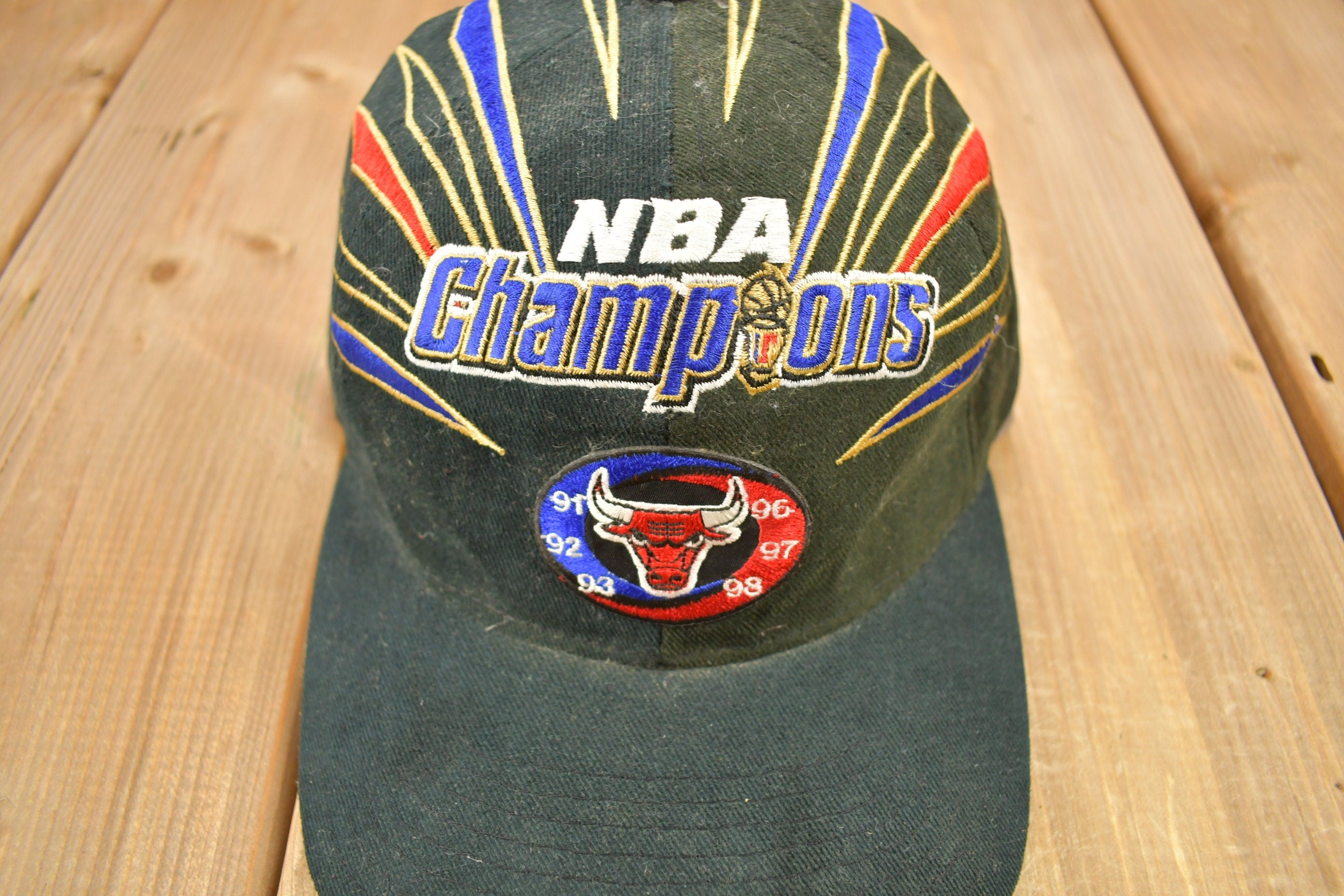 Vintage 1998 Chicago Bulls NBA Champions Starter Stripes Strap Back Hat