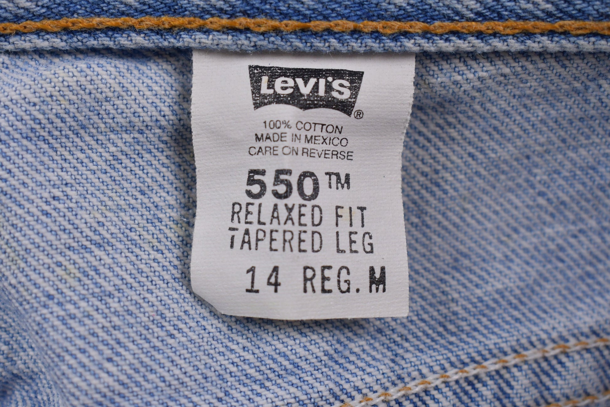 Vintage 1990s Levi's Red Tab Jeans Size 32 x 31