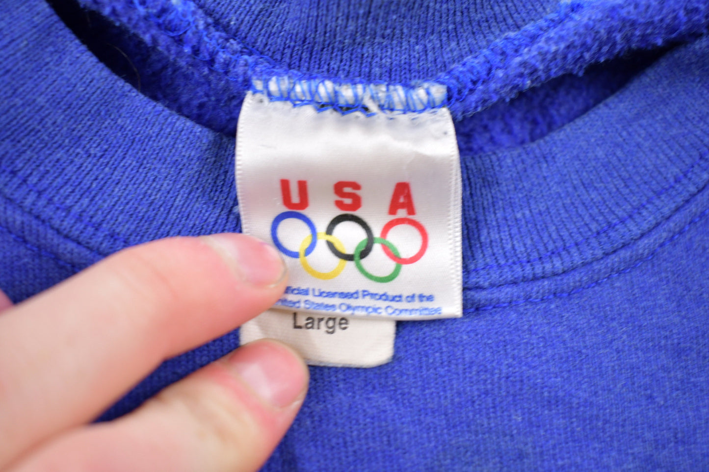 Vintage 1990s USA Embroidered Crewneck Sweatshirt / 90s Crewneck / Souvenir / Athleisure / Streetwear / Travel And Tourism / Embroidered