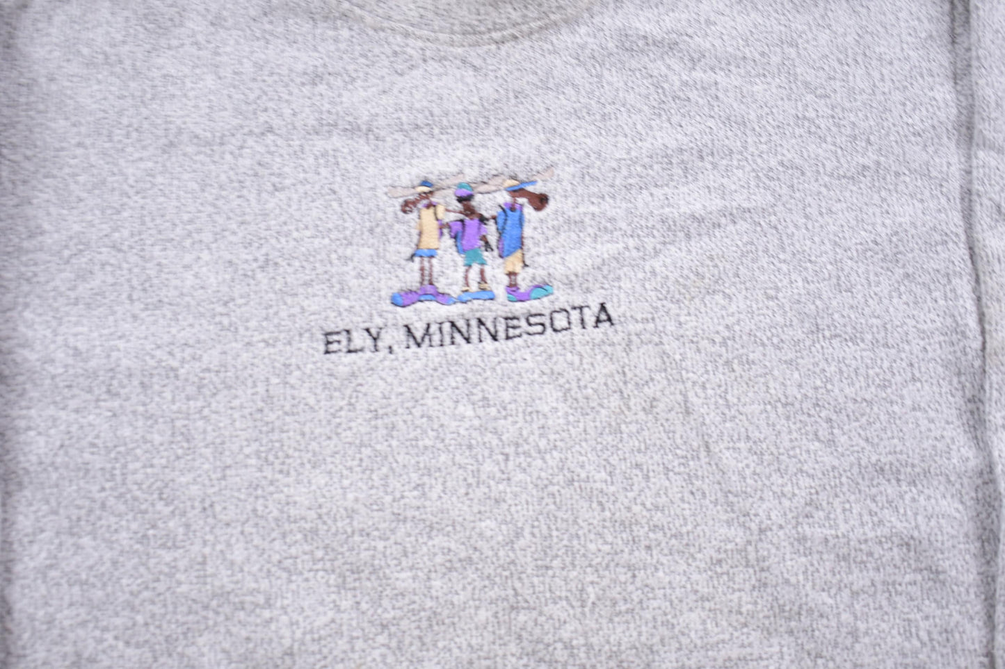 Vintage 1990s Ely Minnesota Embroidered Crewneck Sweatshirt / 90s Crewneck / Souvenir / Athleisure / Streetwear / Travel And Tourism