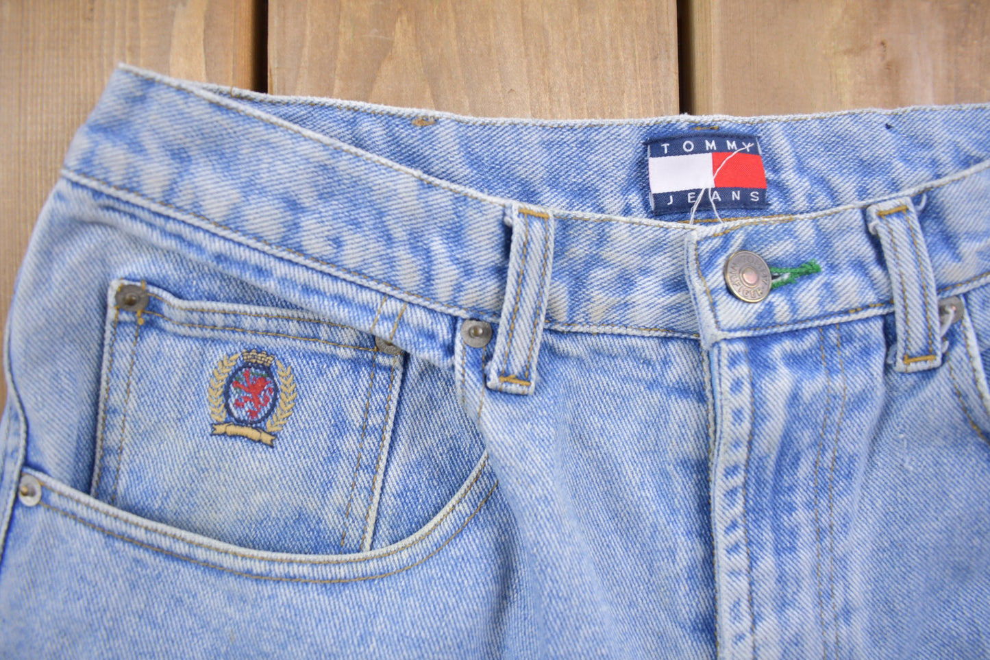 Vintage 1990s Tommy Hilfiger Light Wash Denim Jeans 30 x 28 / Streetwear Fashion / Vintage Tommy Hilfiger / Vintage Pants