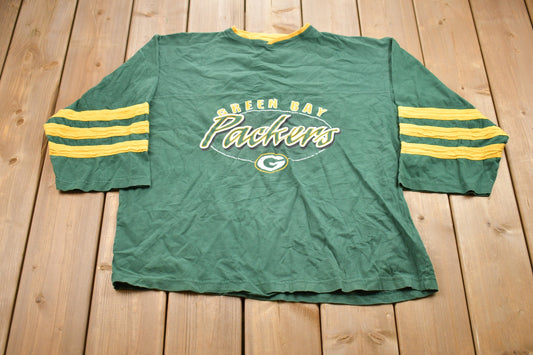 Vintage 1990s Green Bay Packers NFL Graphic T-Shirt / Graphic / 80s / 90s / Streetwear / Retro Style / Vintage NFL Jersey