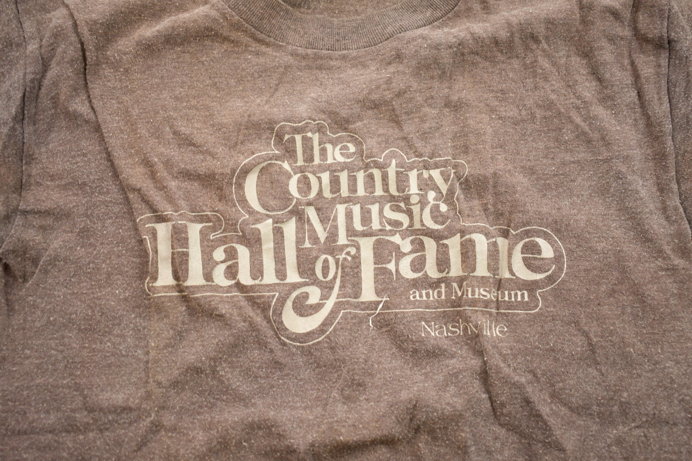 Vintage 1980s Country Music Hall Of Fame Graphic T-Shirt