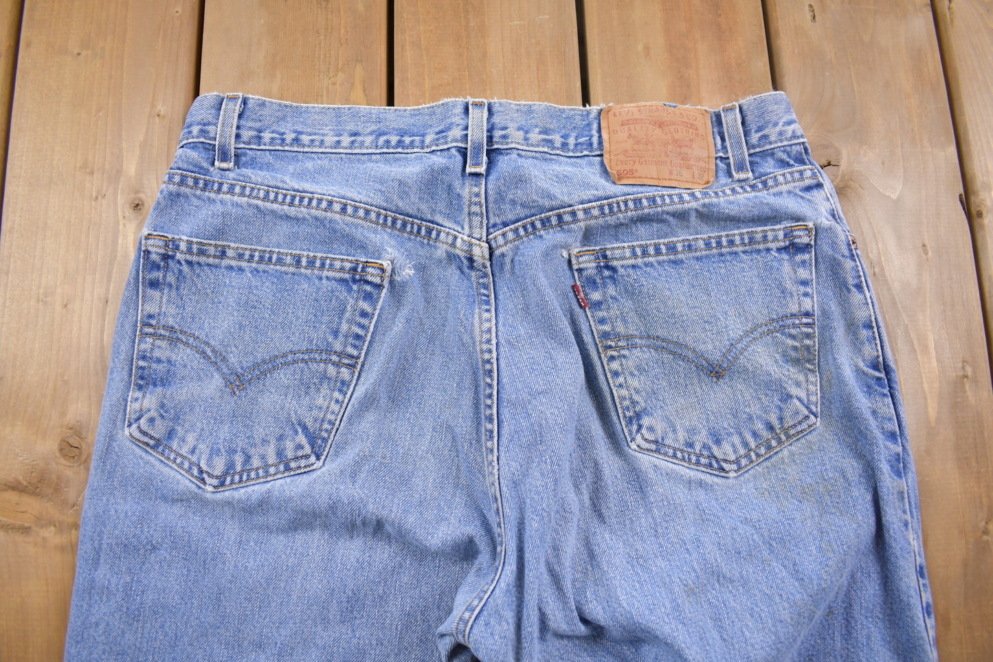 Vintage 1990s 505 Levi's Red Tab Jeans Size 35 x 30 / 90s Denim / Fixable Hole / Streetwear Fashion / Vintage Denim / Vintage Levi's