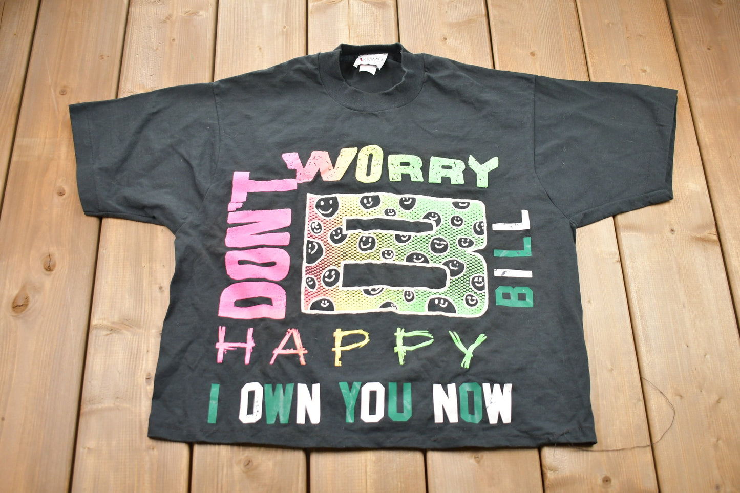 Vintage 1990s Don't Worry Be Happy Graphic T-Shirt / Graphic / 80s / 90s / Streetwear / Retro Style / Single Stitch / Made In USA