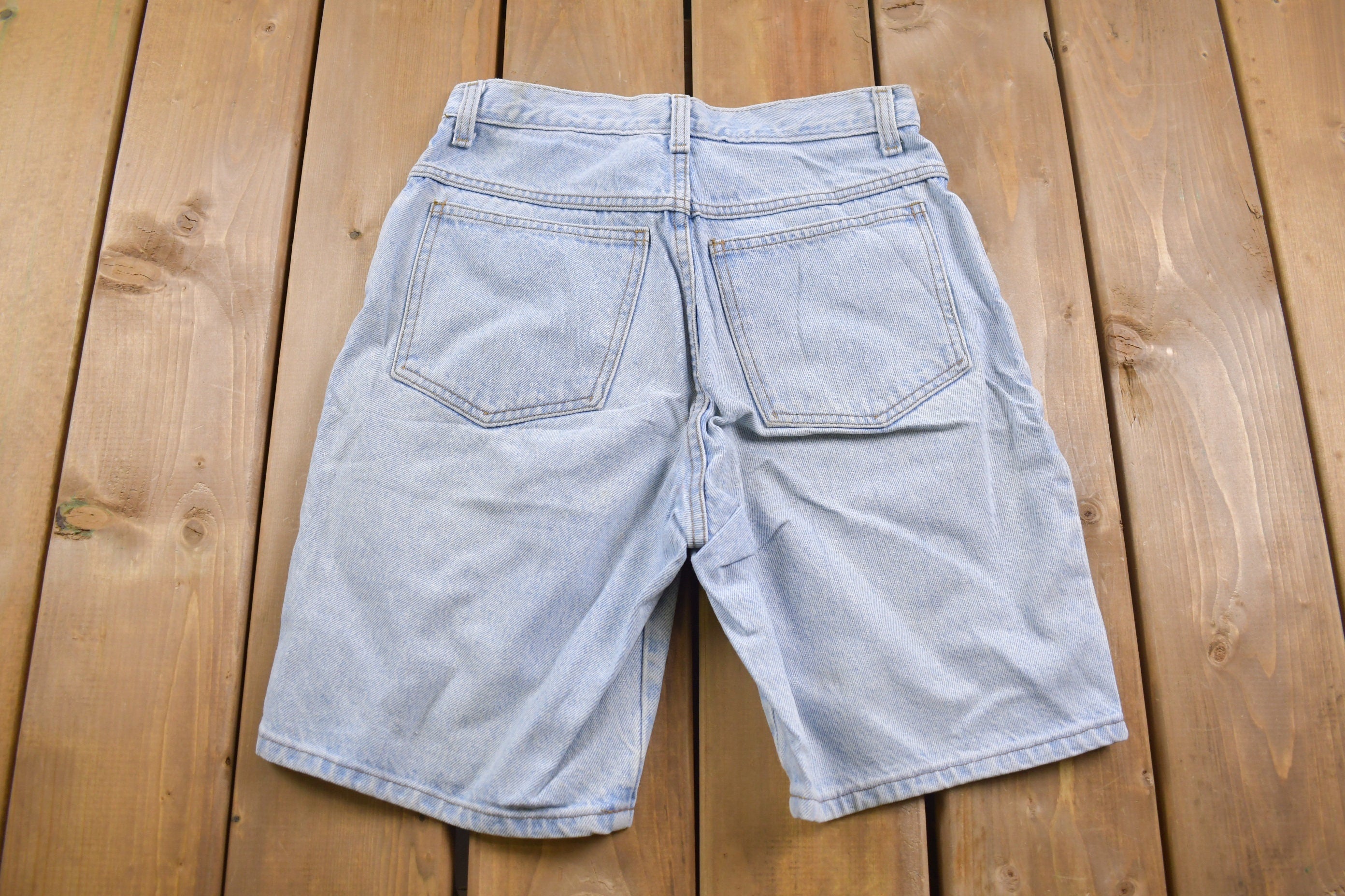 Vintage 1990s NY Line Light Wash Jean Shorts 27 x 9