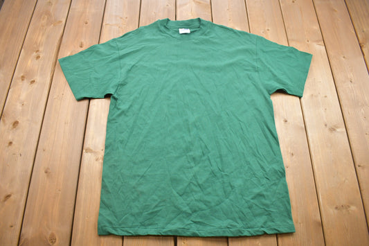 Vintage 1990s Hanes Blank Green T Shirt / Made in USA / Vintage T Shirt / Streetwear / Graphic Tee / Single Stitch