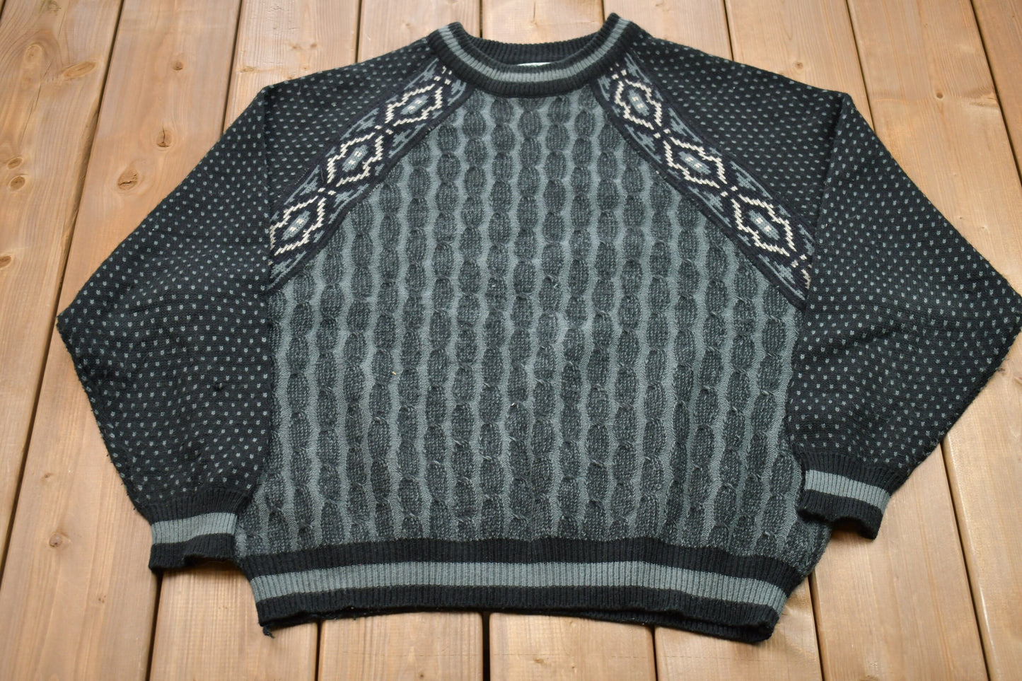 Vintage 1980s President Stone Abstract Knitted Crewneck Sweater / Vintage 90s Crewneck / All Over Pattern / Sweatshirt / Abstract Pattern