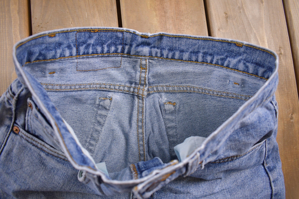 Vintage 1990s Levi's Red Tab Jeans Size 28 x 28
