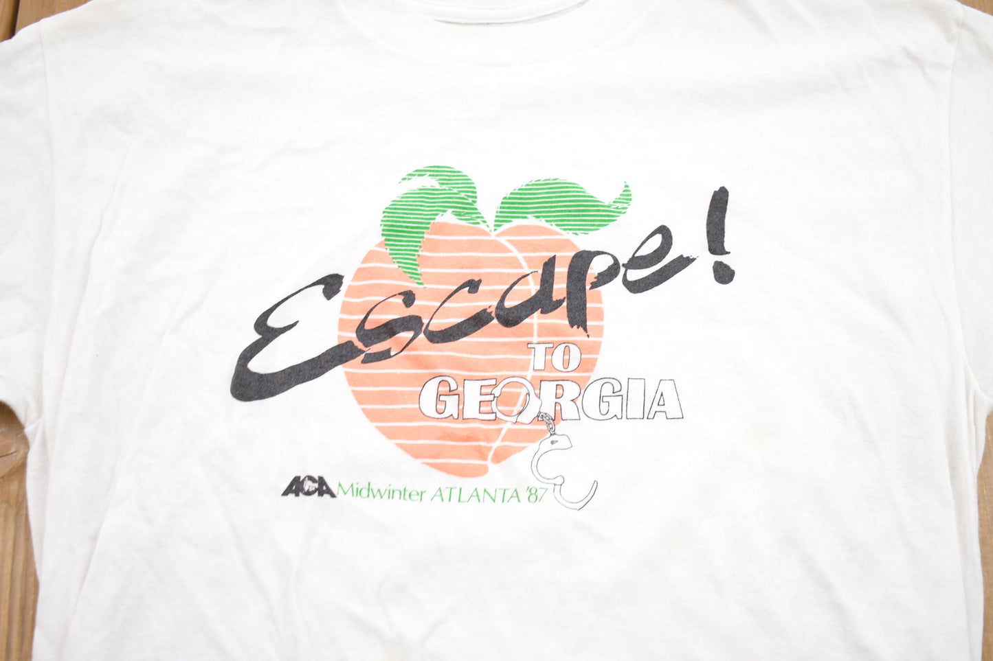 Vintage 1987 Escape To Georgia! Graphic T-Shirt /  80s / 90s / Streetwear Fashion / Made In USA / Vacation Tee / Travel & Tourism