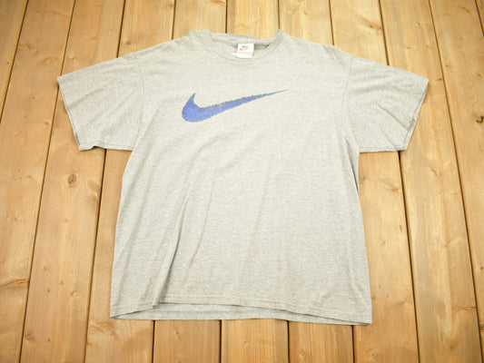 Vintage 1990s Nike Swoosh T-Shirt / 90s Nike T Shirt / 80s / 90s / Streetwear / Retro Style