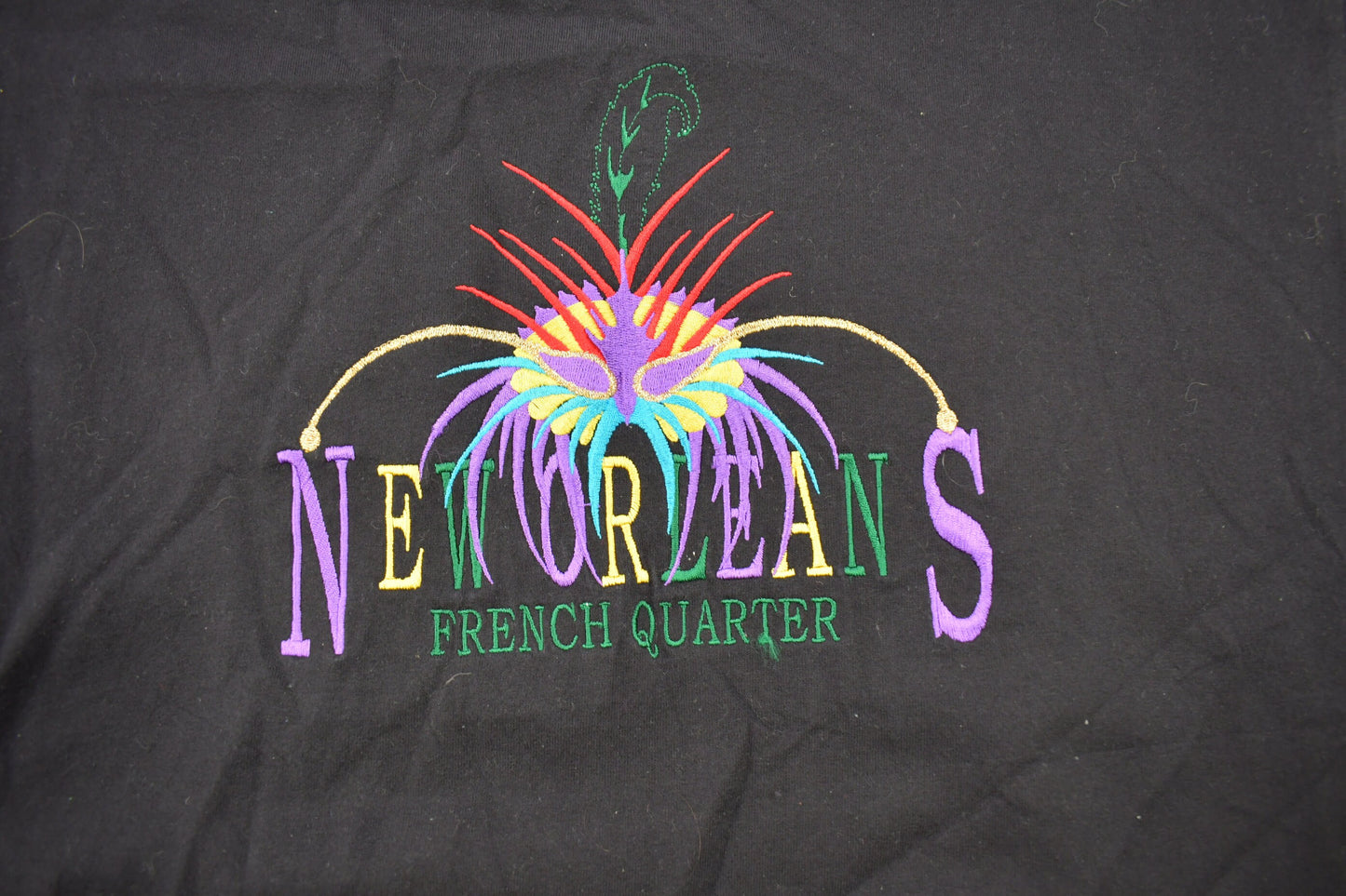 Vintage 1990s New Orleans French Quarter Embroidered Souvenir T Shirt / Streetwear / Mardi Gras / Vacation Tee / Travel T Shirt