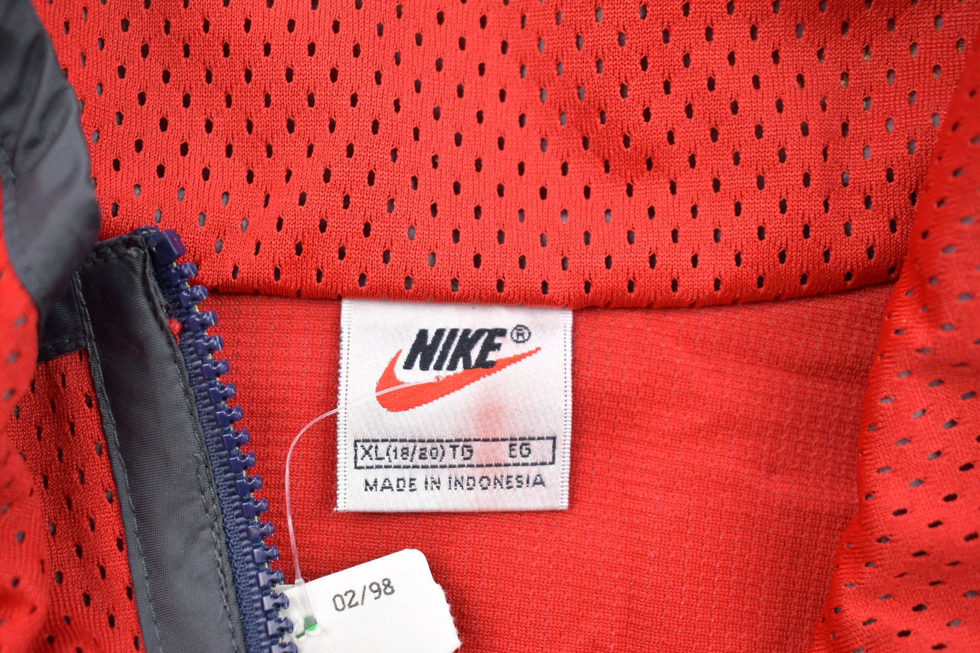 Vintage 1990s Nike Mesh Windbreaker Jacket