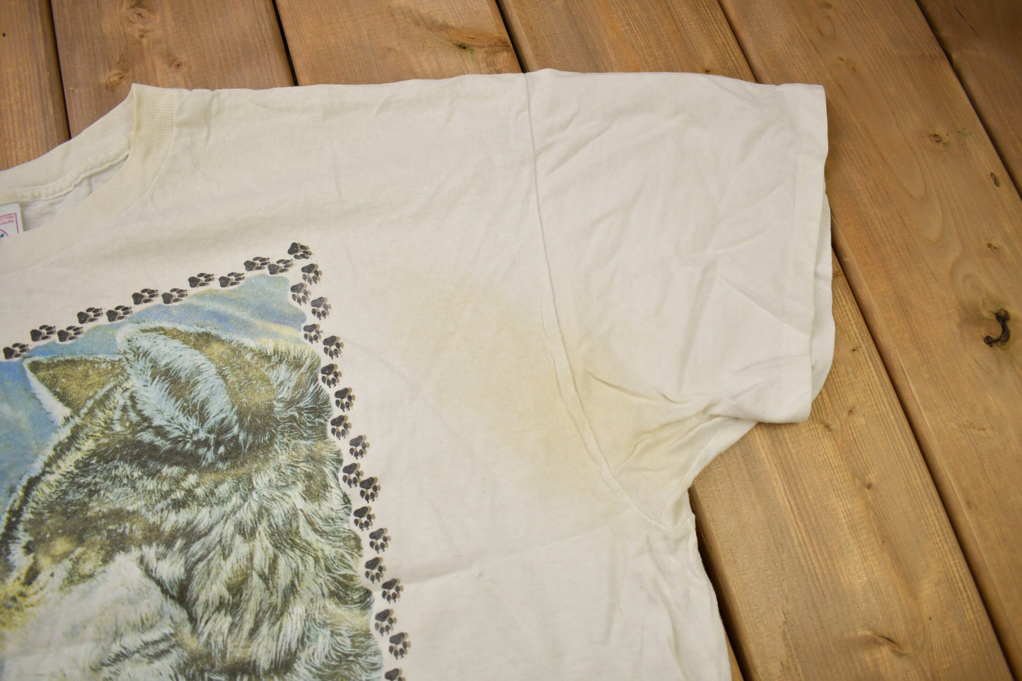 Vintage 1990s Religious Theme Wolf Graphic T-Shirt / Distressed / Single Stitch / Streetwear / Nature T Shirt / Outdoorsman