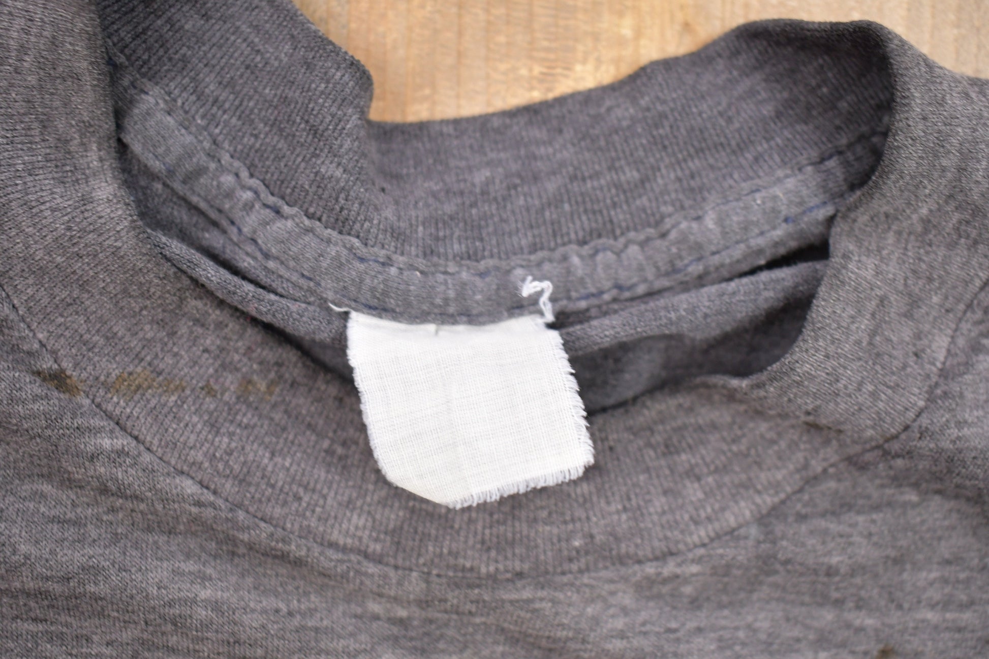 Vintage 1980s University of Cincinnati Wrestling Club Collegiate T-Shirt